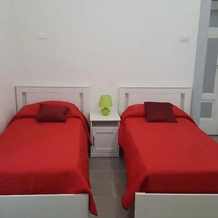 Parents' House Bed & Breakfast 2*
